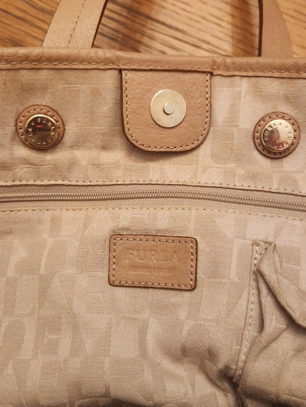 Furla GORGEOUS Red Brown Leather Tote Colorblock Must See ALL Pics!! - Picture 2 of 16